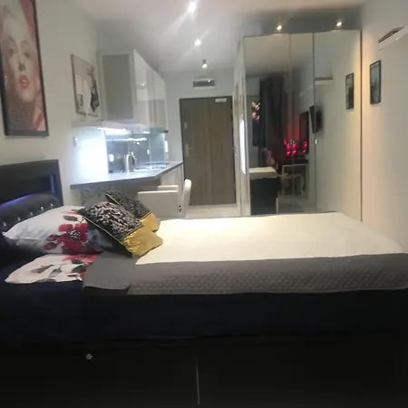 Serafitek Apartment *